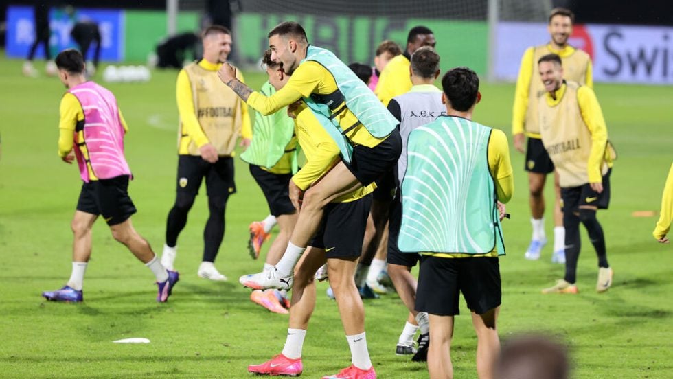 aek